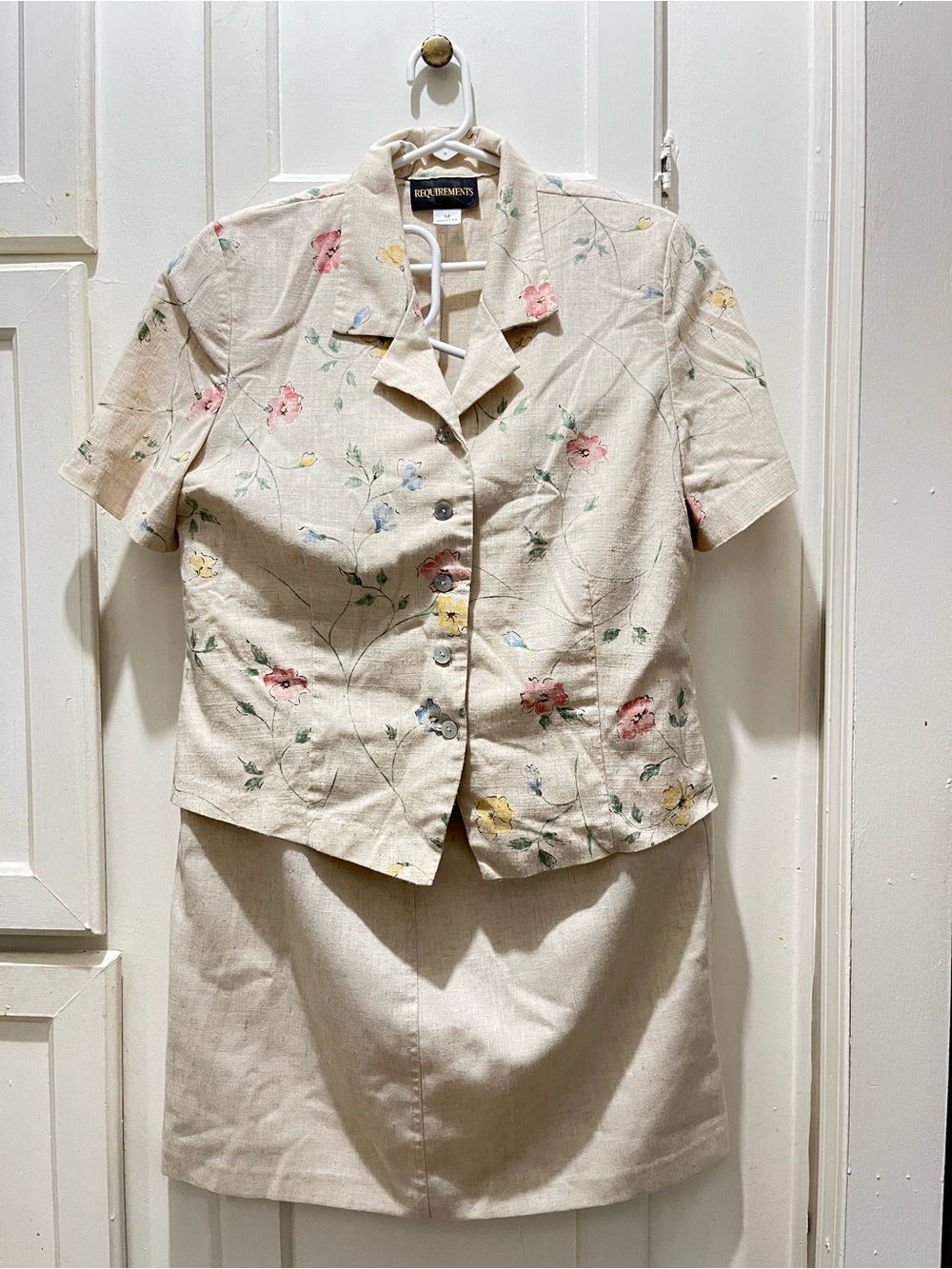 Requirements Cream Floral Short-Sleeve Blouse and Alfred Dunner Skirt Cream